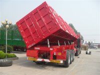 側(cè)翻式半掛車